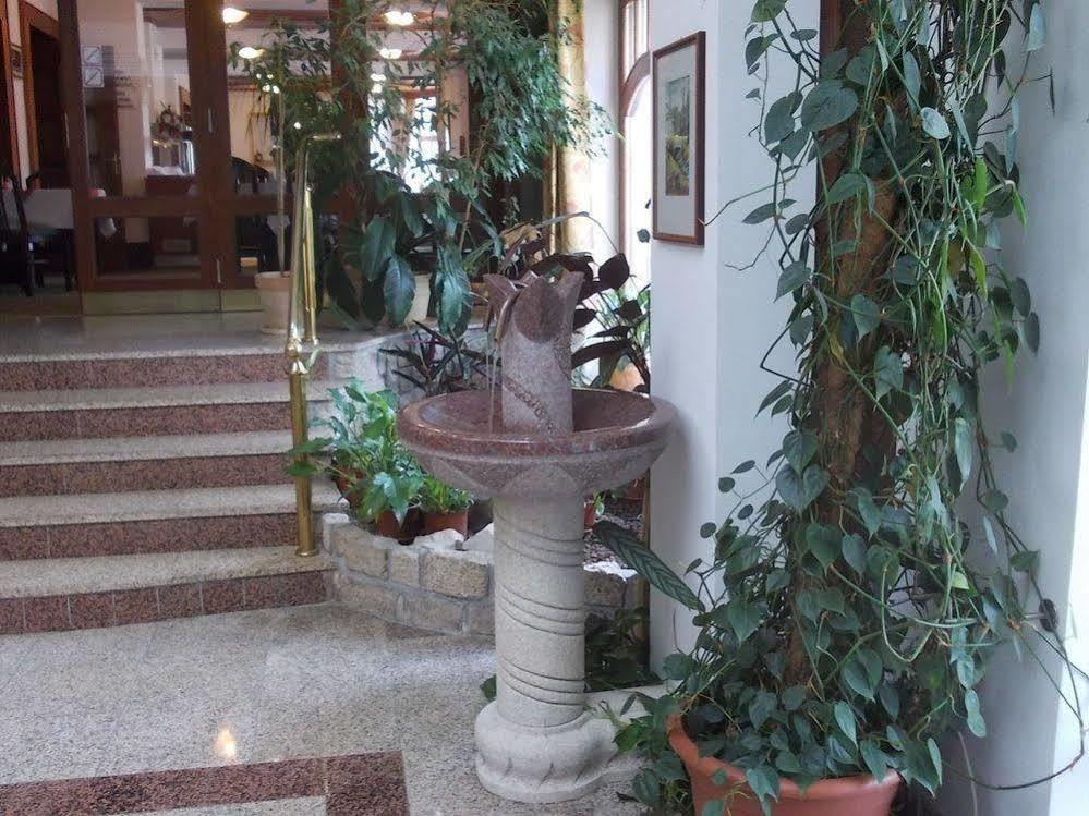 Orea Spa Hotel San Remo Marianske Lazne Bagian luar foto